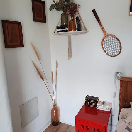 Lägenhet Casa Davia. Independant Meuble.