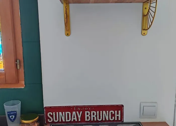 公寓 Casa Davia. Independant Meuble. 菲里亚尼